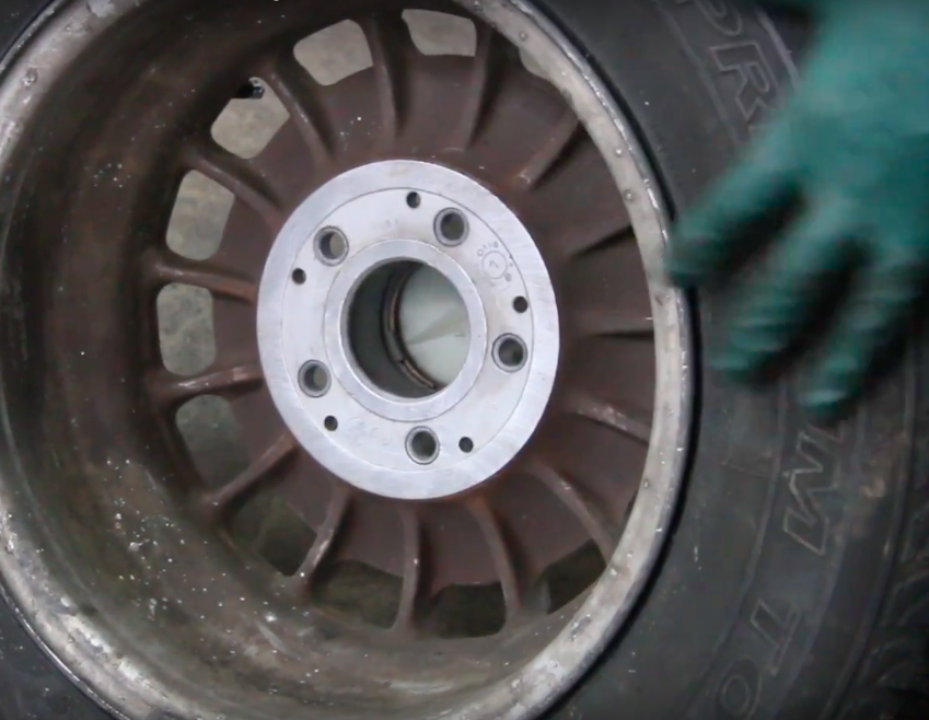 Why Clean and Lubricate the Hubs When Mounting Wheels Brake Problem